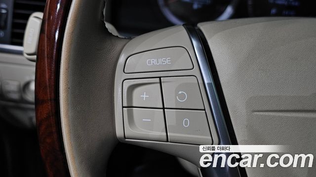 Volvo XC70 2011 — photo 14