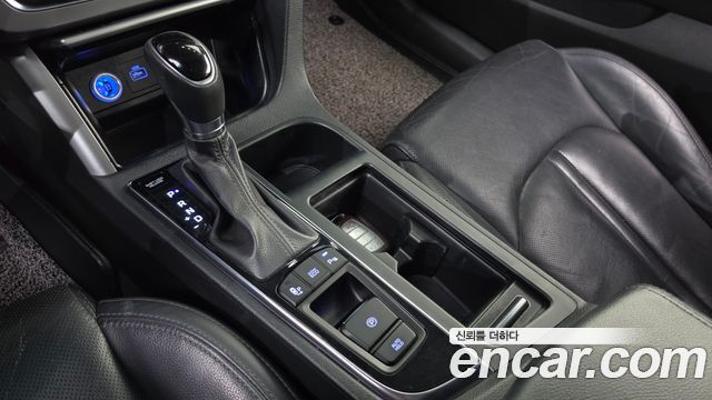 Hyundai Sonata 2017 — photo 12
