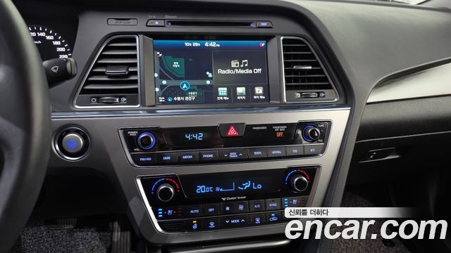 Hyundai Sonata 2017 — photo 20