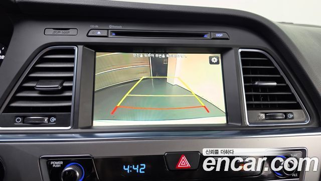Hyundai Sonata 2017 — photo 21