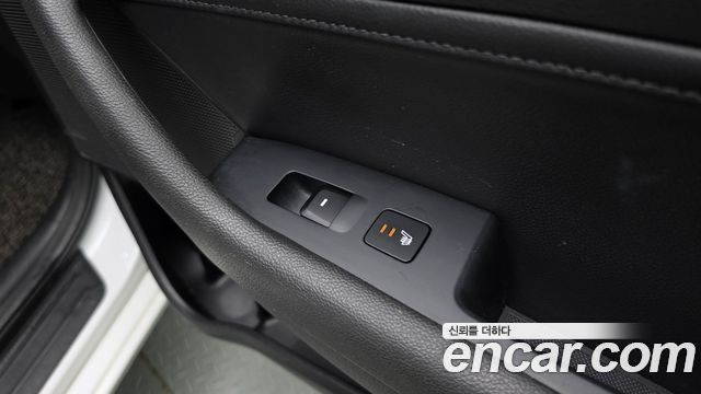 Hyundai Sonata 2017 — photo 24