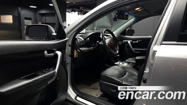 Kia Sorento 2011 — photo 10