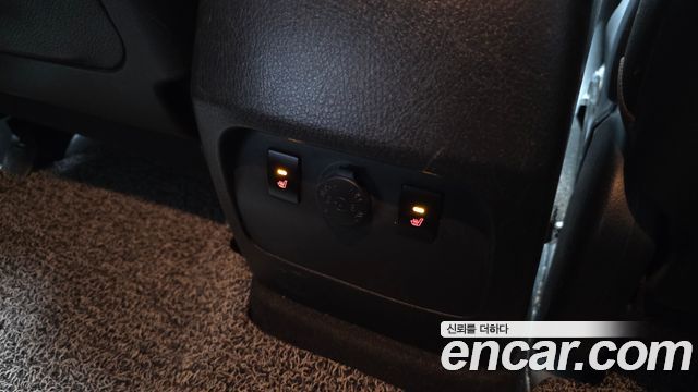 Kia Sorento 2011 — photo 16