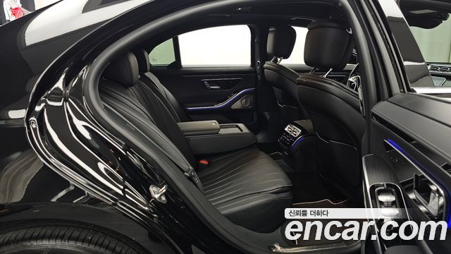 Mercedes-Benz S-Class 2021 — photo 17