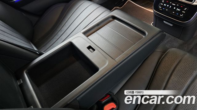 Mercedes-Benz S-Class 2021 — photo 22