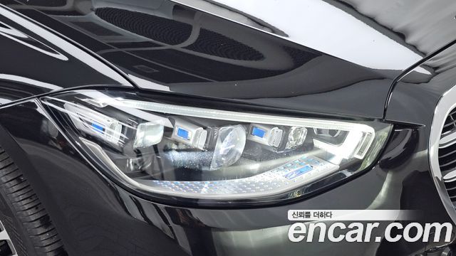 Mercedes-Benz S-Class 2021 — photo 8