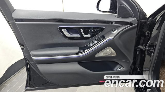 Mercedes-Benz S-Class 2021 — photo 14