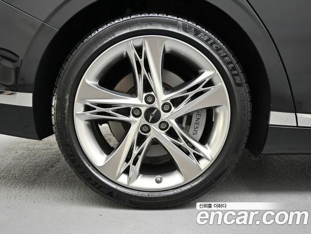 Genesis G90 2023 — photo 5