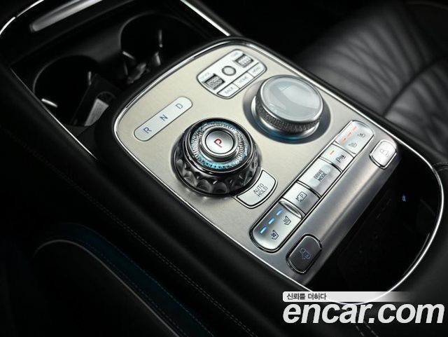 Genesis G90 2023 — photo 9