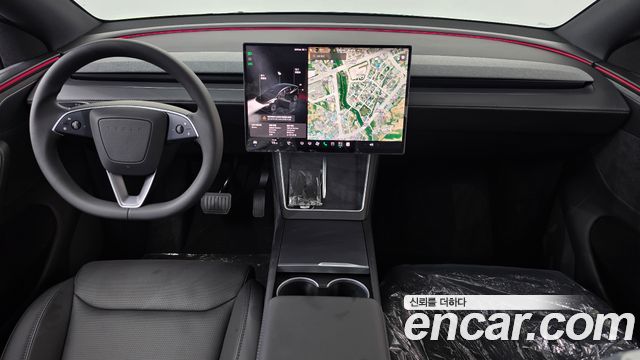 Tesla Model Y 2026 — photo 10