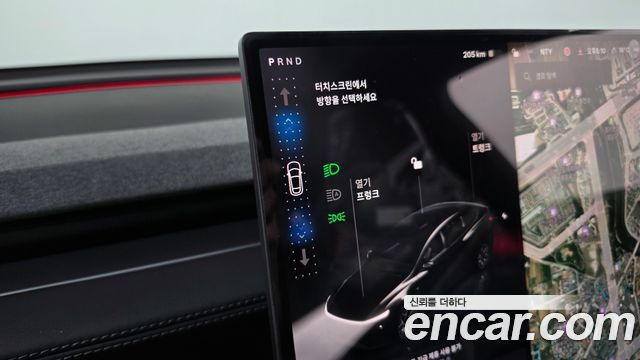 Tesla Model Y 2026 — photo 12