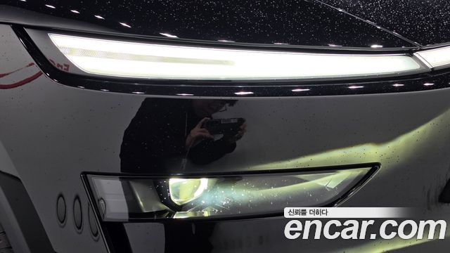 Tesla Model Y 2026 — photo 8