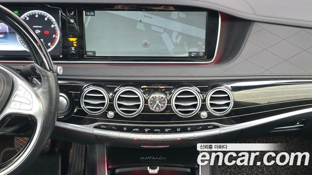 Mercedes-Benz S-Class 2017 — photo 14