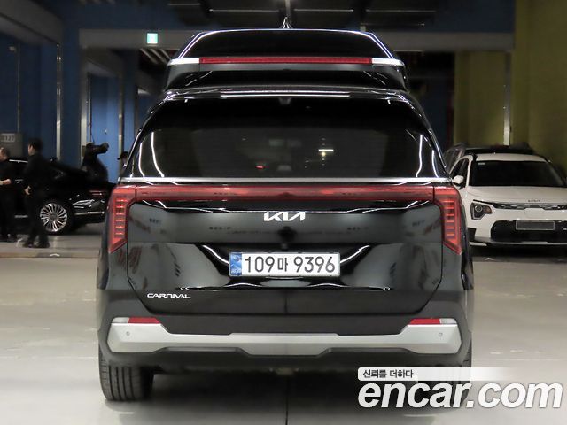 Kia Canival 2024 — photo 4