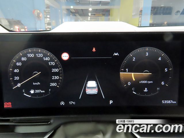 Kia Canival 2024 — photo 8