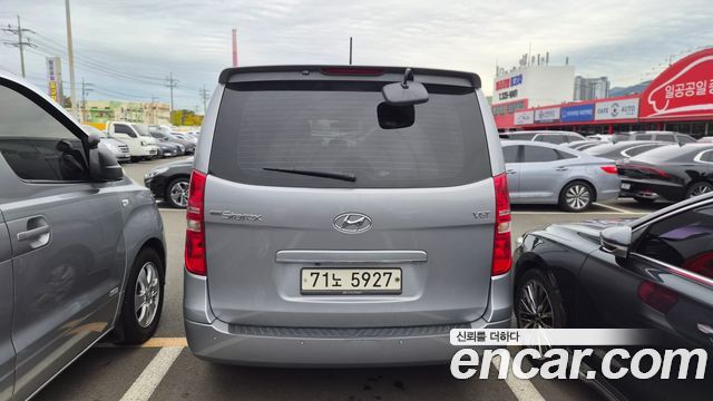 Hyundai Starex 2021 — photo 2