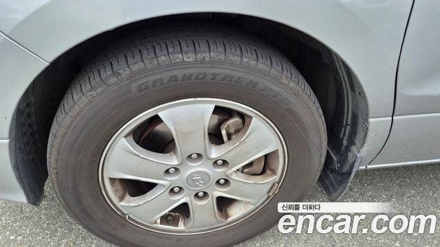 Hyundai Starex 2021 — photo 13