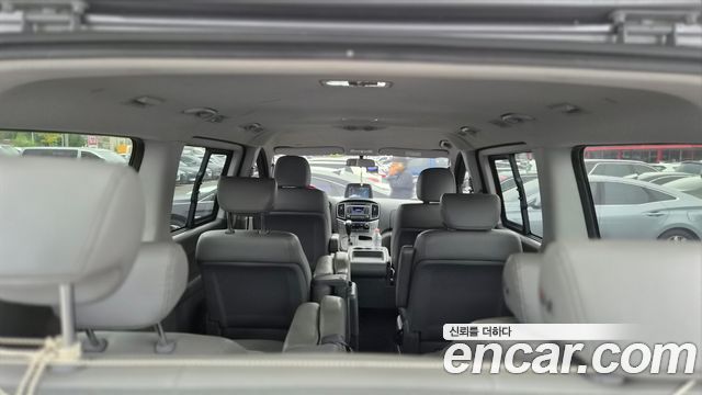 Hyundai Starex 2021 — photo 14