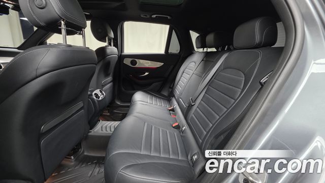 Mercedes-Benz GLC-Class 2021 — photo 18