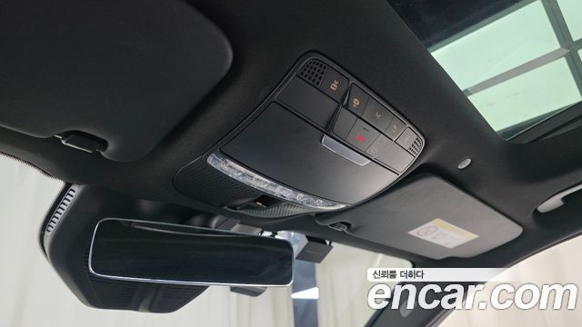 Mercedes-Benz GLC-Class 2021 — photo 25