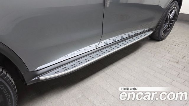 Mercedes-Benz GLC-Class 2021 — photo 29