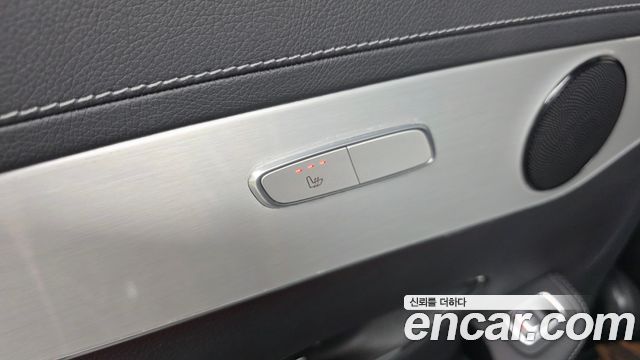 Mercedes-Benz GLC-Class 2021 — photo 30