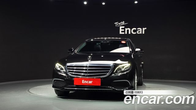 Mercedes-Benz E-Class 2019 — photo 3