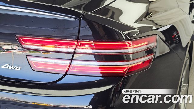 Genesis G80 2021 — photo 9