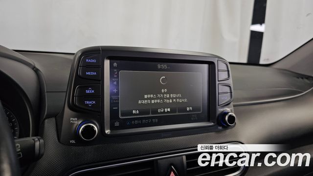 Hyundai Kona 2018 — photo 18