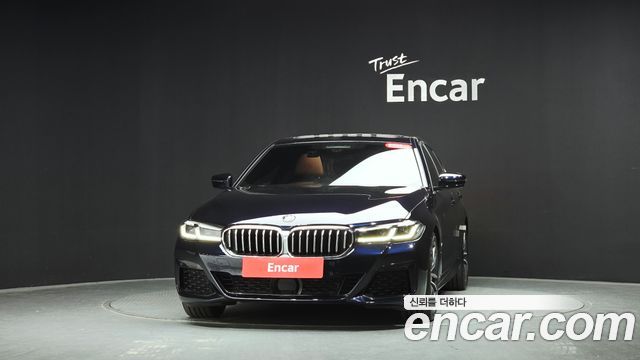 BMW 5-Series 2022 — photo 3