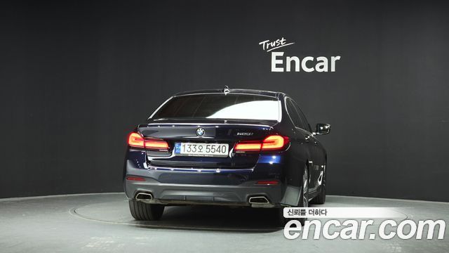BMW 5-Series 2022 — photo 4