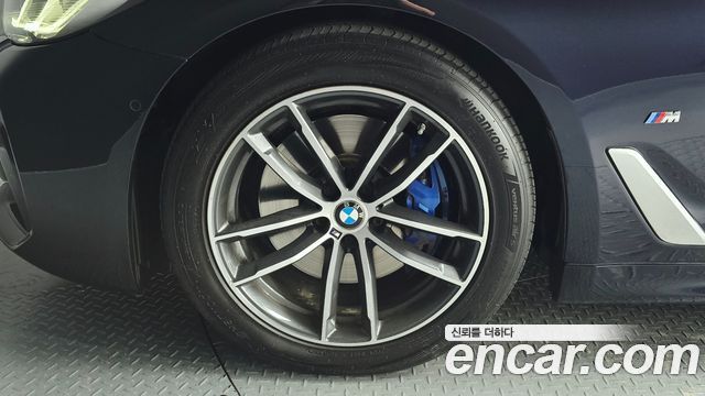BMW 5-Series 2022 — photo 5