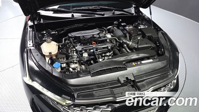 Kia K5 2022 — photo 6