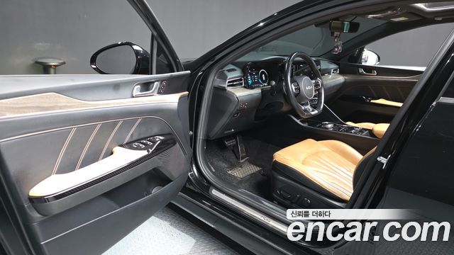 Kia K5 2022 — photo 10