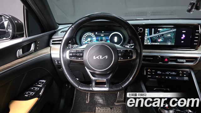Kia K5 2022 — photo 13
