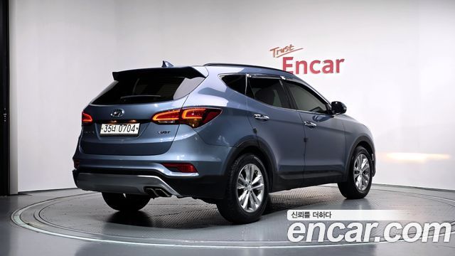 Hyundai Santafe 2016 — photo 2