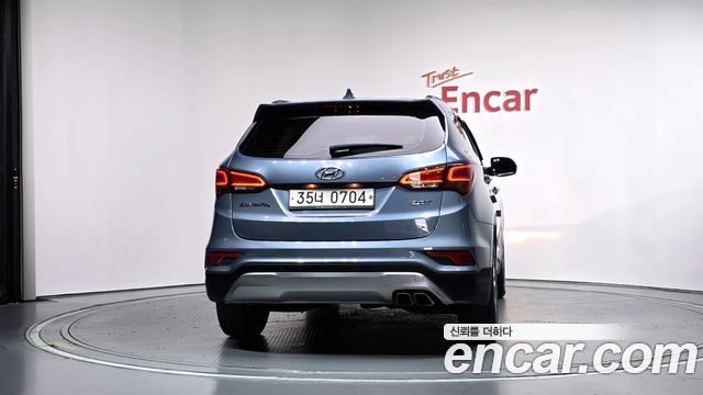 Hyundai Santafe 2016 — photo 4