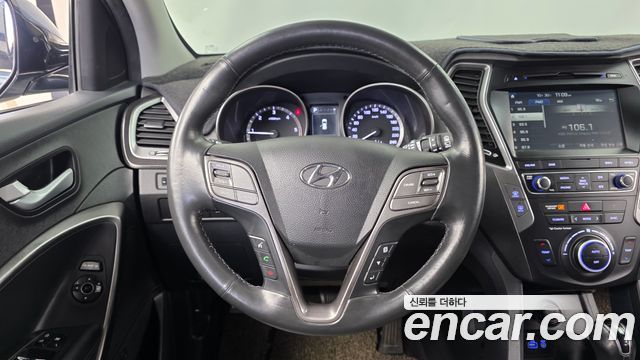 Hyundai Santafe 2016 — photo 18