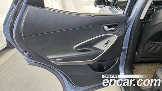 Hyundai Santafe 2016 — photo 15