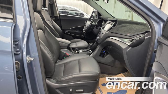 Hyundai Santafe 2016 — photo 16