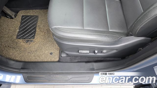 Hyundai Santafe 2016 — photo 31