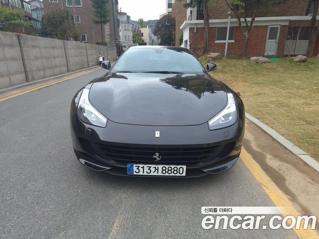 Ferrari GTC4 Lusso 2018 — photo 3