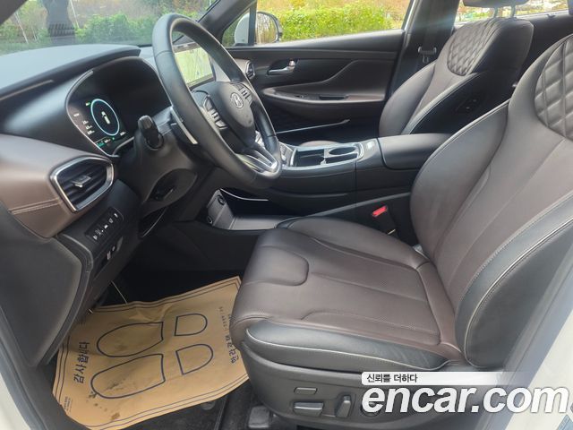 Hyundai Santafe 2023 — photo 17