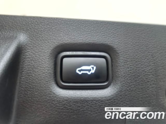 Hyundai Santafe 2023 — photo 19