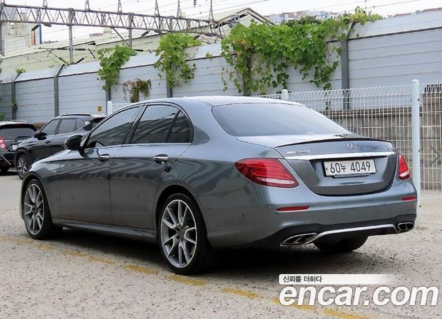 Mercedes-Benz E-Class 2018 — photo 3