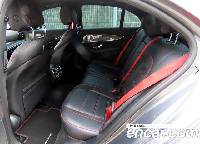 Mercedes-Benz E-Class 2018 — photo 6