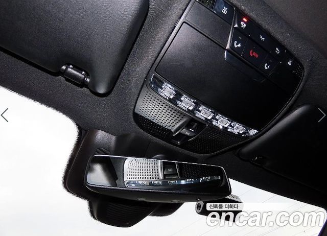Mercedes-Benz E-Class 2018 — photo 15