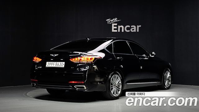 Genesis G80 2019 — photo 2