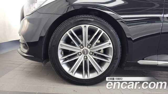 Genesis G80 2019 — photo 5