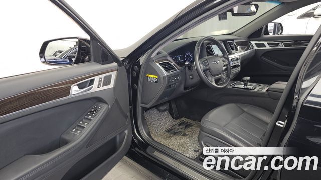 Genesis G80 2019 — photo 10